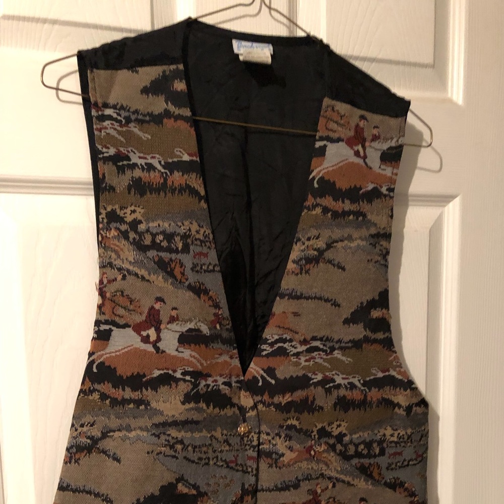 Hunt Scene Vest